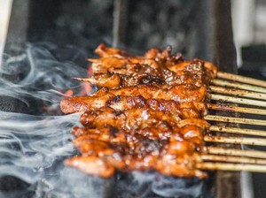 Bukan Autentik Indonesia, Sate Jadi Makanan Ikonik yang Mendunia