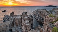 Tebing Tojinbo terletak di Prefektur Fukui, Chuba, Jepang.  (Foto: iStock)