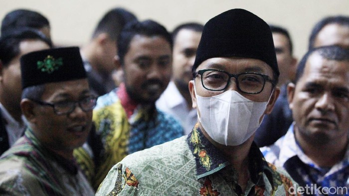 Terdakwa dugaan suap dana hibah KONI, Imam Nahrawi kembali jalani sidang lanjutan di Pengadilan Tipikor. Disana Imam terlihat mengenakan masker.