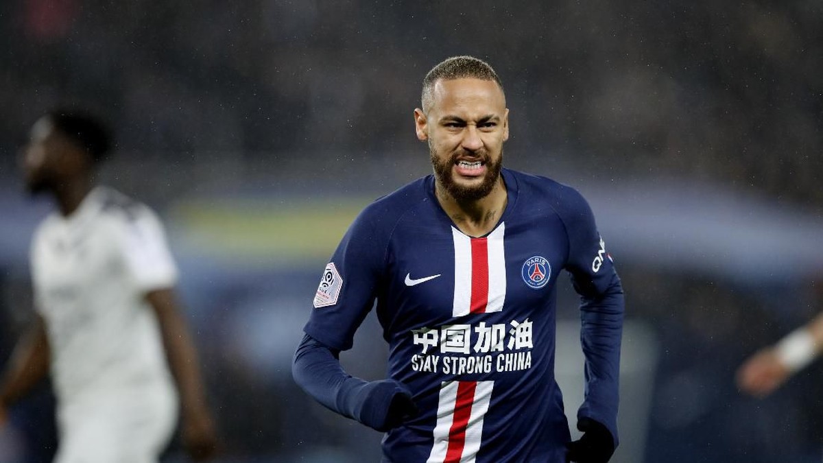 Neymar menjadi incaran utama Barcelona musim depan. (Foto: Christophe Ena/AP Photo)