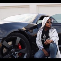 Namun, tak sedikit pengguna Twitter juga membela Ayasel Slay. Mereka menganggap kritik tentang Ayasel di media sosial yang kritis terhadap warna kulit dan etnisitasnya adalah rasis. Foto: Instagram @asayelslay