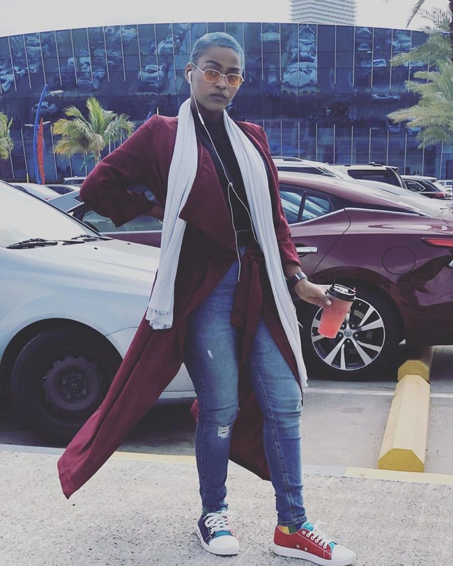 Dengan dia, kamu dapat menyelesaikan sunnah (menikah). Hidupmu dengannya akan menjadi surga, tambah Asayel Slay di lagunya itu.Foto: Instagram @asayelslay