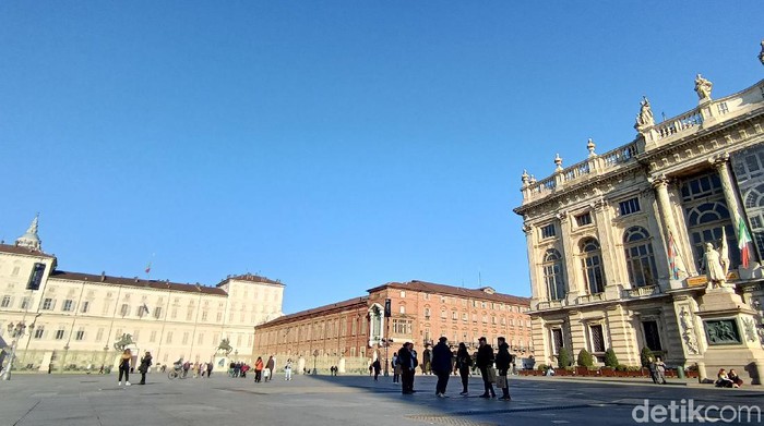 Pemandangan Kota Turin di Italia Pemandangan Kota Turin di Italia