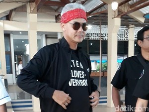 Jurus Ganjar Hadang Corona: Tracking hingga Genjot Produksi Alkohol