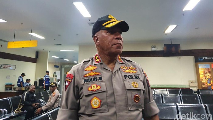 Kapolda Papua Irjen Paulus Waterpauw (Isal Mawardi/detikcom)