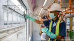 Operasi Menyeluruh Disinfeksi Corona di Ratangga MRT Jakarta