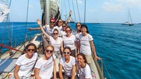 Kegiatan ini dinamakan eXXpedition Round The World. Anggotanya terdiri dari 300 wanita dari berbagai negara (Exxpedition.com)