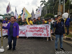 Demo Tolak Omnibus Law, Ini 5 Tuntutan Mahasiswa di DPR
