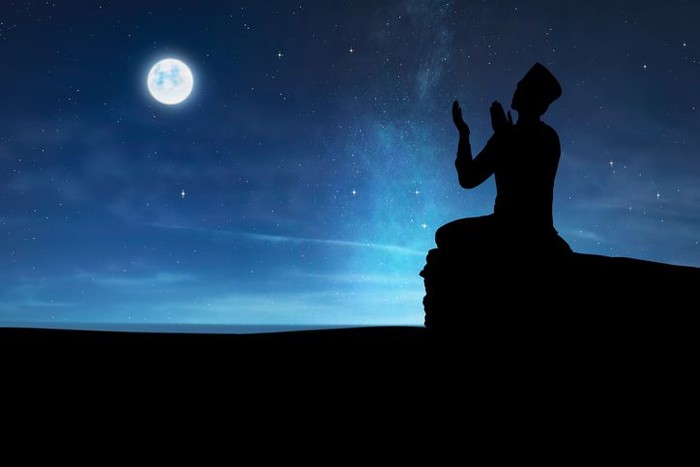 AI HamduLillah thanks to God of Islam, Arabic alphabet and Koran in hand - holy book of Muslims ( public item of all muslims )