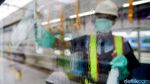 Operasi Menyeluruh Disinfeksi Corona di Ratangga MRT Jakarta