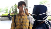 VP Corporate Communication Pertamina, Fajriyah Usman menjelaskan sesuai standar dan prosedur Health Safety, Security and Environment (HSSE) perusahaan, Pertamina harus melindungi pekerja dan tamu yang berada di lingkungan operasi perusahaan, termasuk memastikan mereka aman dari penyebaran virus corona. Istimewa/Dok. Pertamina.