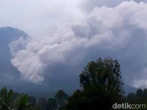 Gunung Semeru, Satu dari Ratusan Gunung Berapi di Indonesia