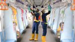 Operasi Menyeluruh Disinfeksi Corona di Ratangga MRT Jakarta