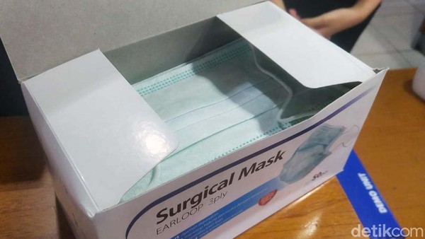 Penampakan Masker Rp 2.000 di Kimia Farma