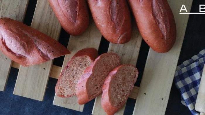 roti buah naga