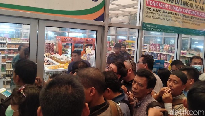 Masker di Pasar Jaya
