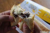 Kebab Durian Becek: Creamy Lumer! Kebab Durian Kekinian yang Legit