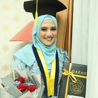 Dikutip dari laman Youtube  Official Puteri Indonesia, Afra Widi Wardani merupakan lulusan Sarjana teknik terapan kimia Politeknik Negeri Lhokseumawe dan memperoleh predikat cumlaude. Selama duduk di bangku perkuliahan, Afra aktif diberbagai organisasi, salah satunya Agro wisata kota Lhokseumawe. Dengan kegigihan saya selama duduk dibangku kuliah, saya lulus dengan predikat cumlaude. Foto: instagram @Afra Widi Wardani