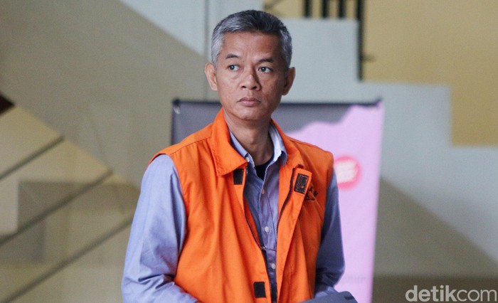 KPK memperpanjang masa penahanan Wahyu Setiawan dalam pemeriksaan kasus dugaan korupsi pergantian antar waktu (PAW) anggota DPR periode 2019-2024.