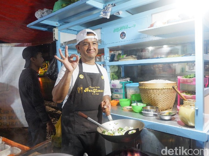 penjual nasi goreng mirip anies baswedan penjual nasi goreng mirip anies baswedan