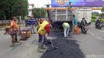 Asyik! Jalan Berlubang di Kawasan Bekasi Diperbaiki