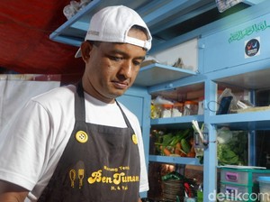 Bertemu Penjual Nasgor di Wonosobo yang Mirip Anies Baswedan