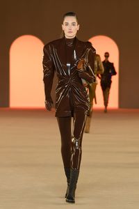 Koleksi Balmain Fall 2020