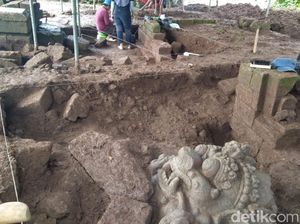 Selain Kepala Kala, Ditemukan Juga Perwara di Reruntuhan Candi Keboireng