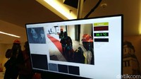 Pemeriksaan diprediksi berlangsung sekitar 4 sampai 5 jam karena ada 1.600 orang di kapal tersebut.