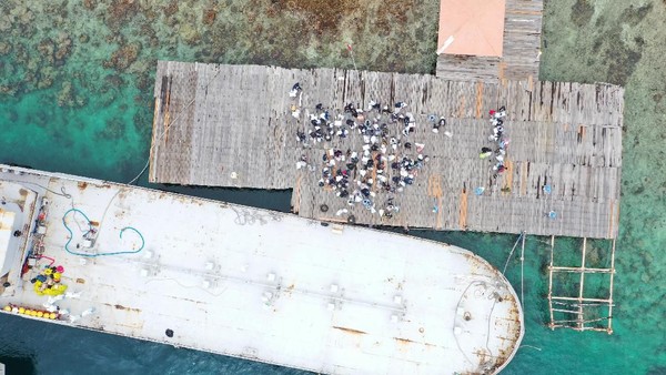 Momen WNI ABK Diamond Princess Dipindahkan ke Pulau Sebaru Kecil