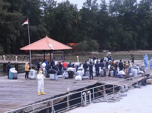 Prajurit Pendamping WNI ABK yang Diobservasi Juga Dicek Kesehatan
