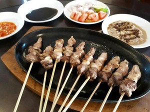 Wajib Mampir! 5 Tempat Makan Sate Kambing Muda Legendaris di Tegal