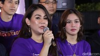 Vanesha dan Sissy akan tampil bersama dalam sebuah film bertajuk Backstage. Pool/Ismail/detikFoto.