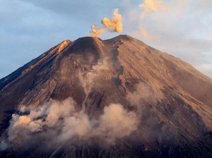5 Fakta Menarik Gunung Semeru, Tidak Semua Tahu