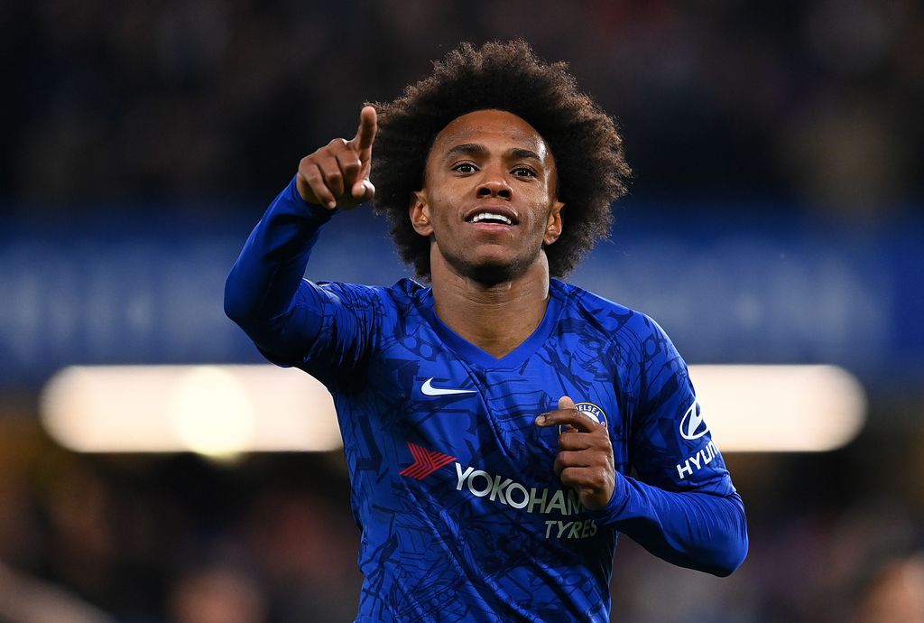Willian LONDON, ENGLAND - MARCH 03: Willian of Chelsea celebrates after scoring his sides first goal during the FA Cup Fifth Round match between Chelsea FC and Liverpool FC at Stamford Bridge on March 03, 2020 in London, England. (Photo by Clive Mason/Getty Images)