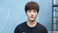 Lee Jeong Hoon saat ditemui di studio Trans TV, Kapten Tendean, Jakarat Selatan pada Rabu (4/3). Pool/Noel/detikFoto.