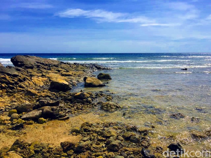 Pantai Batu Taka Urung Pantai Batu Taka Urung