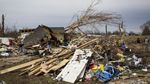 Pascatornado, Warga Tennessee Bersih-bersih