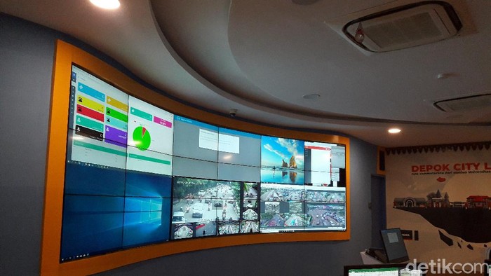 Crisis Center Virus Corona di Depok