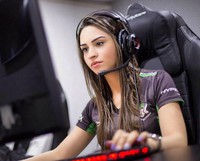 gamer cantik dipenjara 116 tahun