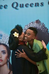 Momen hangat pertemuan pertama Anne Avantie dan Miss Universe 2019