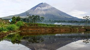 Potret Tiga Bentuk Gunung Api di Dunia