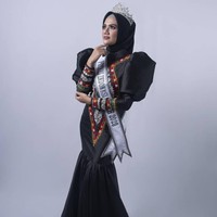 Afra Widi Wardani mendaftarkan diri untuk mengikuti pemilihan Puteri Indonesia 2020, dan ia terpilih menjadi finalis yang mewaliki Provinsi Aceh. Ia merupakan satu-satunya finalis Puteri Indonesia 2020 yang menggunakan hijab. Dalam akun Instagram miliknya @afrawardani, ia mengungkapka rasa bahagianya,I cant even put into words how good it feels and im just honoured and proud that i get to represent my province Aceh for Puteri Indonesia 2020❤. Foto: instagram @Afra Widi Wardani