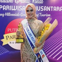 Afra Widi Wardani menceritakan sebagai duta wisata kota Lhokseumawe 2018, dia aktif dalam mempromosikan wisata maupun budaya Aceh. Selain itu ia juga aktif mengkampanyekan soal kanker payudara. Saya percaya walaupun saya tinggal di daerah pesisir yang kental akan budaya Islam, tidak menghambat saya dalam mengasah potensi saya. Saat ini saya sedang gencar mengkampanyekan Cancer Feeling and Mental Health. Saya ingin berbagi pengalaman yang terjadi pada diri saya. Dimana ibu saya baru-baru ini didiagnosa mengalami kanker payudara. Hal itulah yang menginspirasi saya untuk mempedulikan terhadap kanker payudara sejak dini. Foto: instagram @Afra Widi Wardani