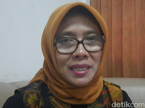 Kadinkes Jatim Herlin Ferliana/