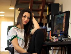 Sosok Gamer Cantik yang Dihukum Penjara 116 Tahun