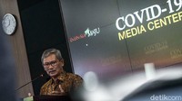 Dihimpun detikcom, Achmad Yurianto dilahirkan di Malang, 11 Maret 1962. Pria yang akrab disapa Yuri itu menempuh pendidikan S1 Kedokteran di Universitas Airlangga, Surabaya, dan lulus pada 1990. Andhika Prasetia/detikcom