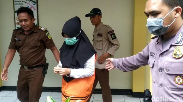 Biduan Pemeran Seks Gangbang Garut