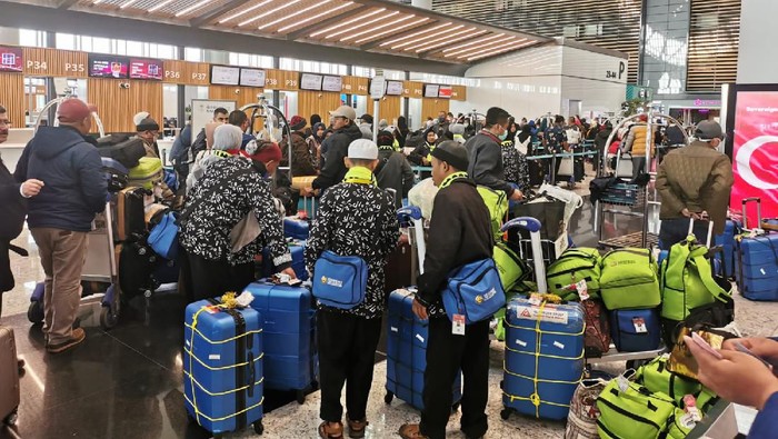 Jemaah umroh asal Indonesia di Turki