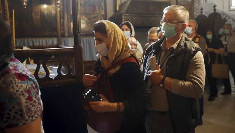 Gereja di Bethlehem Ditutup Sementara Palestina mengonfirmasi tujuh kasus virus corona di Tepi Barat. Sejumlah situs bersejarah di kawasan itu pun ditutup sementara guna cegah penyebaran COVID-19.